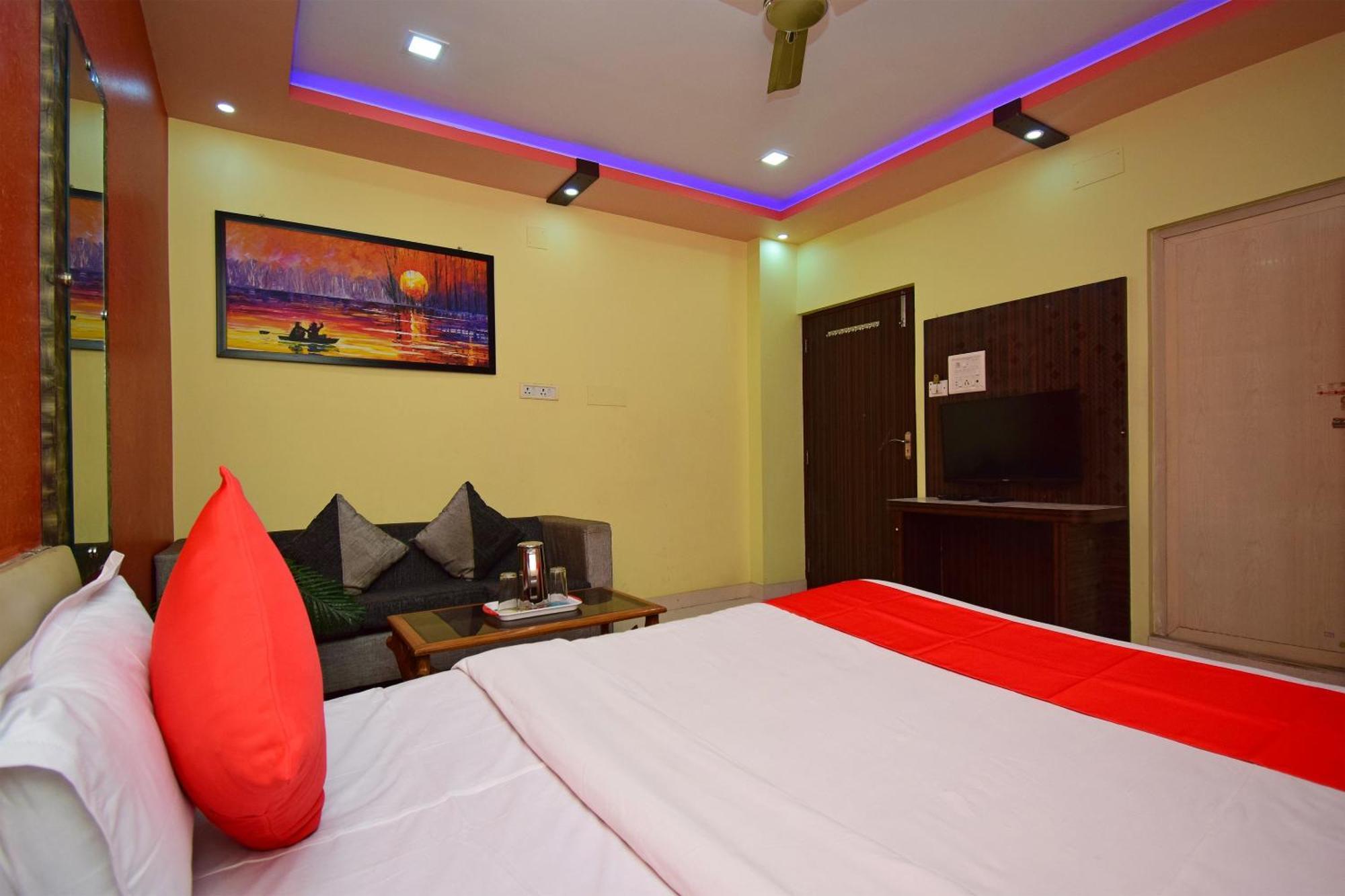 Hotel O Rajeswari Rupnarayanpur Esterno foto